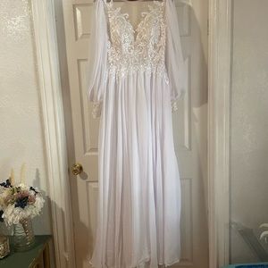 Wedding dress long sleeve size 8
